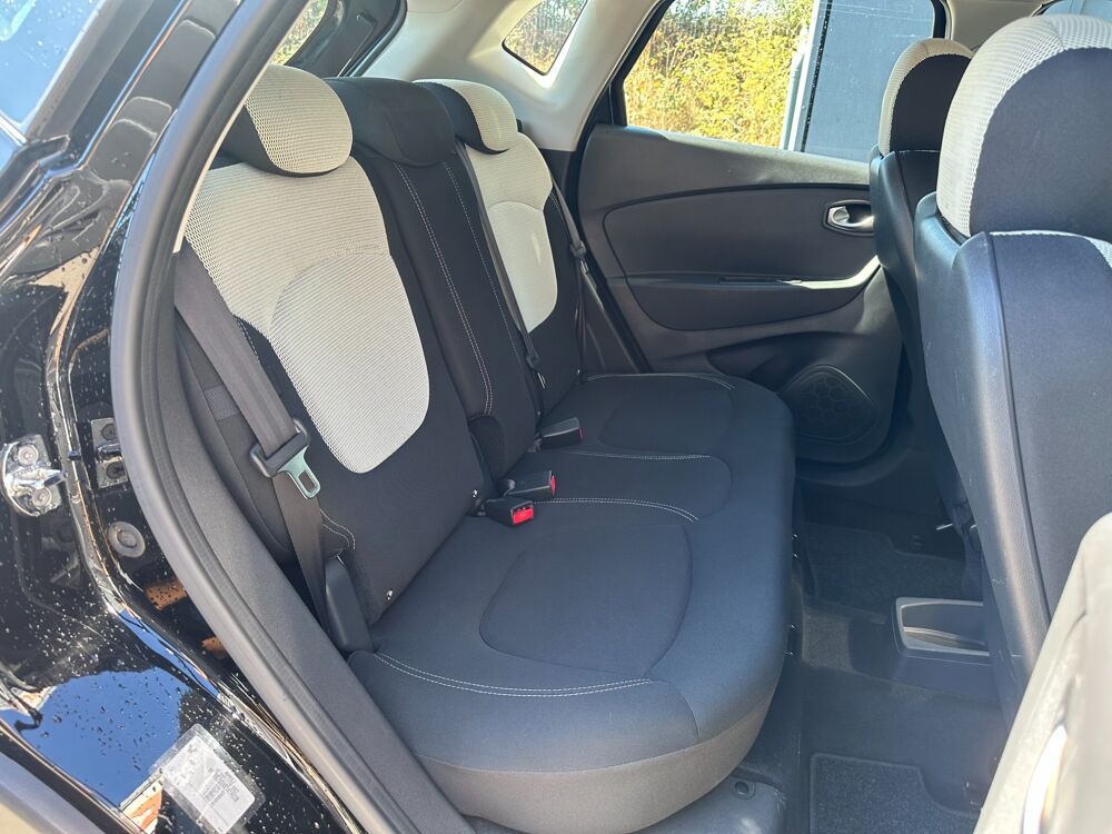 Captur 1.5 DCI 90 CH / BUSINESS / RADAR AR - GPS - REGUL - BLUETOOT 2018 occasion 44220 Cou&euml;ron