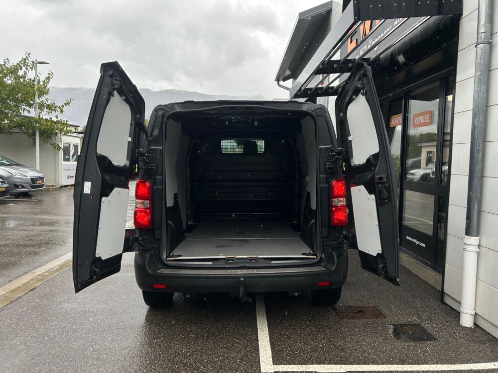 Proace FOURGON 2.0L 140ch H1L1 TECHNO MC24 + ATTELAGE + CARPLAY + C 2025 occasion 38420 Le Versoud