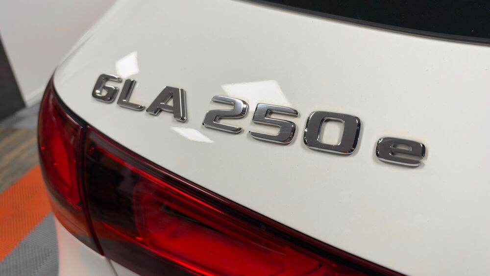Classe GLA 250 E 8G-DCT 218ch AMG LINE // 1ERE MAIN // ENTRETIEN CONSTR 2022 occasion 34430 Saint-Jean-de-V&eacute;das