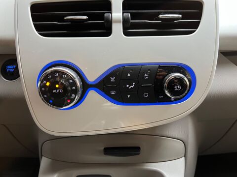 Zo&eacute; R240 ZE 90 22KWH LOCATION BATTERIE CHARGE-NORMALE BVA / SOH 2015 occasion 33320 Eysines