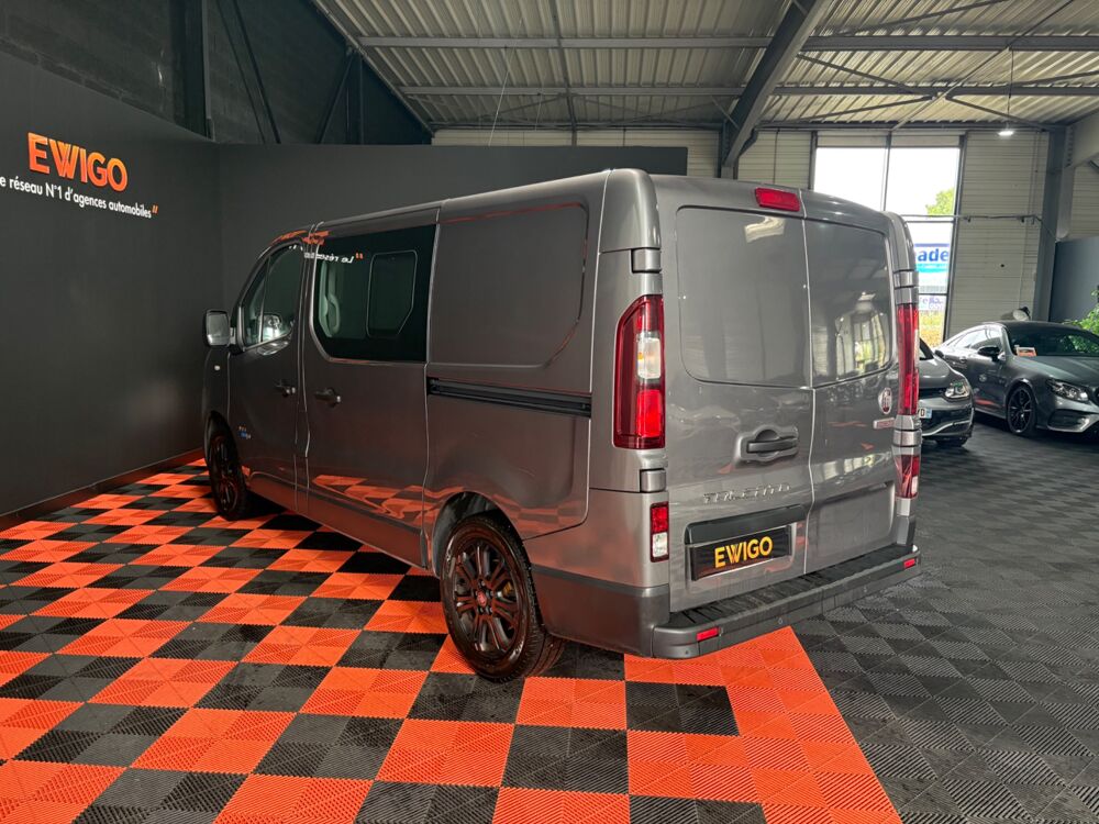 Divers CABINE APPROFONDIE 1.6 145 CH / RADARS ARR / 6 PLACES / DOUB 2019 occasion 29000 Quimper