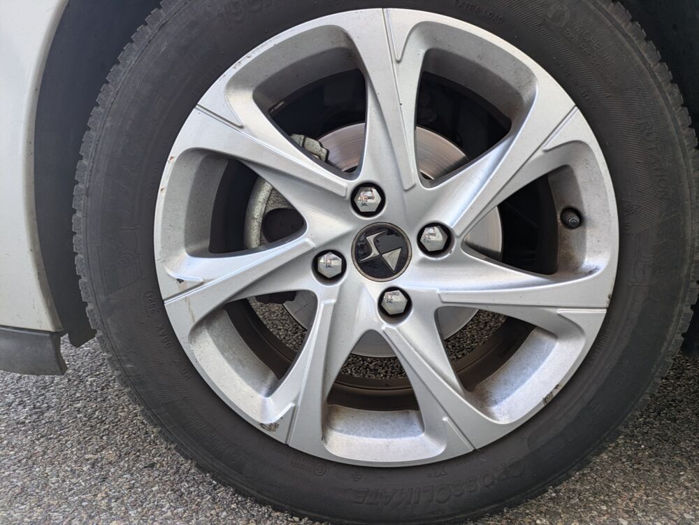 DS3 1.2 PURETECH 110cv CONNECTED CHIC BVA / MOTEUR CHANGEE CITRO 2016 occasion 69420 Ampuis