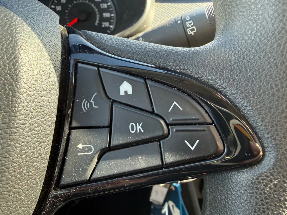 Sandero 1.0 SCE 65Ch ACCESS - REGULATEUR DE VITESSE - RADIO - CLIMA 2023 occasion 27000 &Eacute;vreux