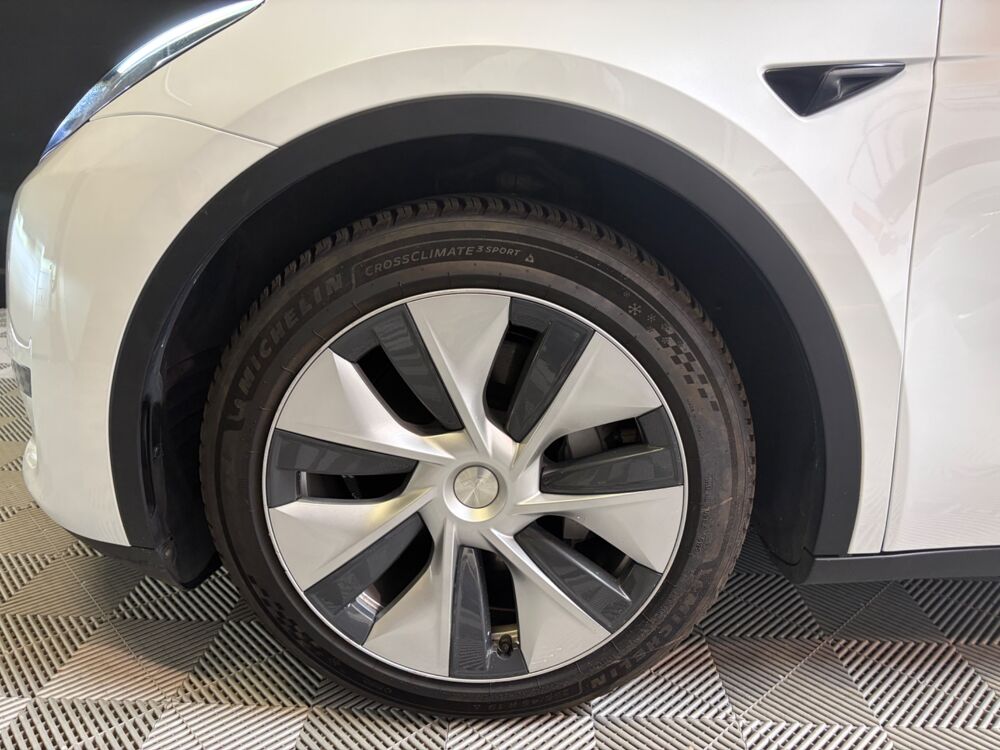 Model Y STANDARD 255 ch 60KWH RWD - AUTOPILOT - TOIT PANORAMIQUE - A 2022 occasion 78125 Gazeran