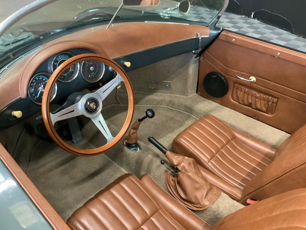 COCCINELLE II PORSCHE 356 SPEEDSTER 1971 REPLICA 1971 occasion 26100 Romans-sur-Is&egrave;re