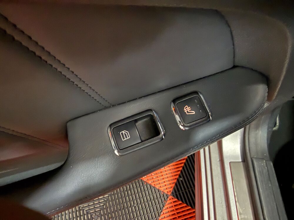 Classe E 63 AMG 6.2 V8 525 / ENTRETIENS CONSTRUCTEUR / ECHAPPEMENT SP 2009 occasion 29000 Quimper