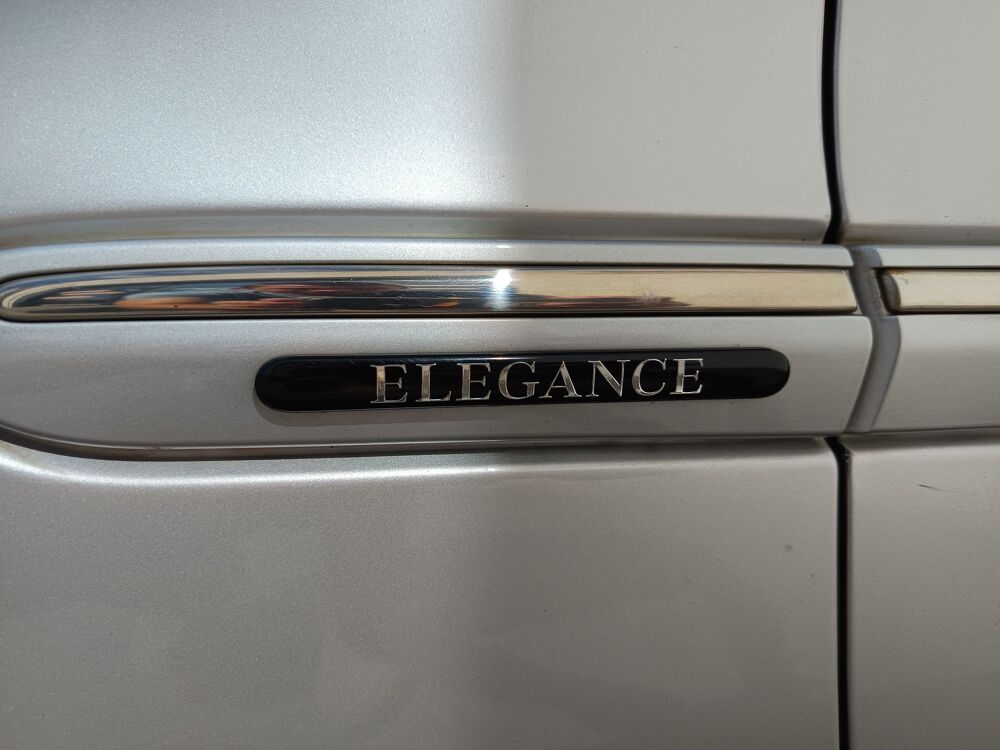 Classe C 1.8 180 KOMPRESSOR 140ch ELEGANCE / Entretiens 2003 a 2026/ 2002 occasion 69420 Ampuis