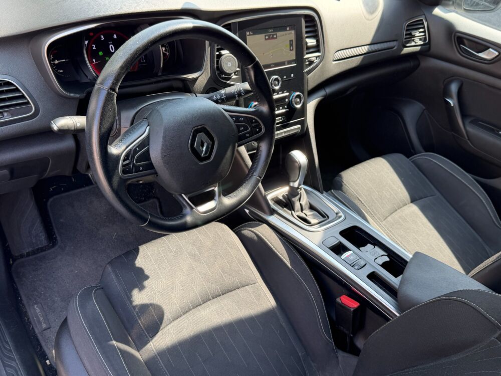 M&eacute;gane IV (4) 1.3 TCE 140 ch LIMITED EDC 2018 occasion 65290 Juillan