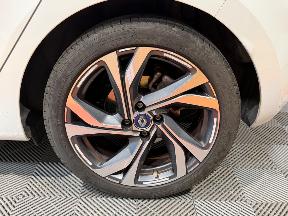 Clio E-TECH HYBRIDE 145ch ENGINEERED 2022 occasion 81990 Puygouzon