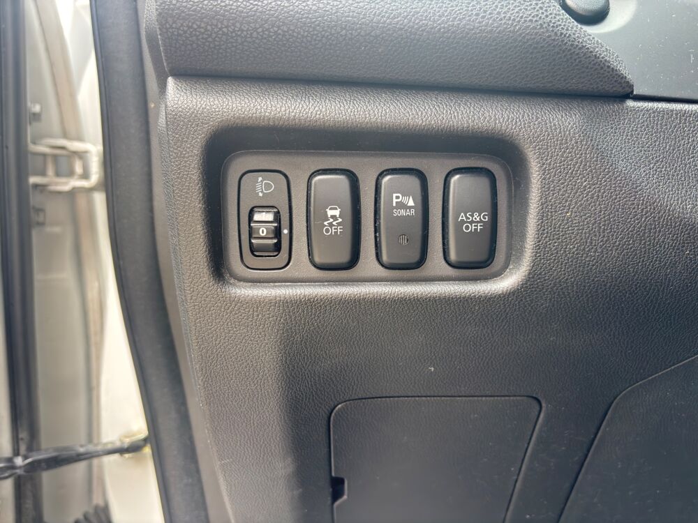 Asx 1.8 DID 115 CLEARTEC INTENSE 4WD - ATTELAGE - GARANTIE 6MOIS 2014 occasion 69150 D&eacute;cines-Charpieu