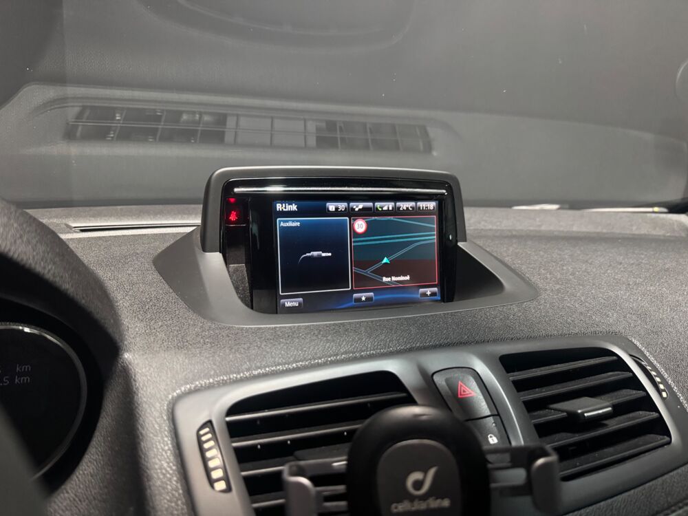 M&eacute;gane COUPE 2.0 275 CH RS TROPHY / RS MONITOR / RECARO / KEYLESS / 2014 occasion 29000 Quimper