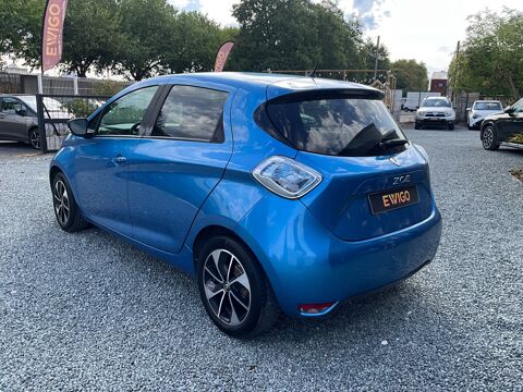 Zo&eacute; R90 ZE 90cv 40KWH CHARGE-NORMALE ZEN ENTRETIEN COMPLET RENAU 2018 occasion 17000 La Rochelle
