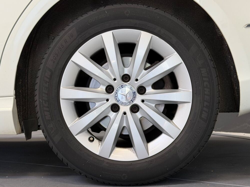 Classe B 200 CDI 136ch BUSINESS - SUIVI 100% MERCEDES 2013 occasion 37100 Tours