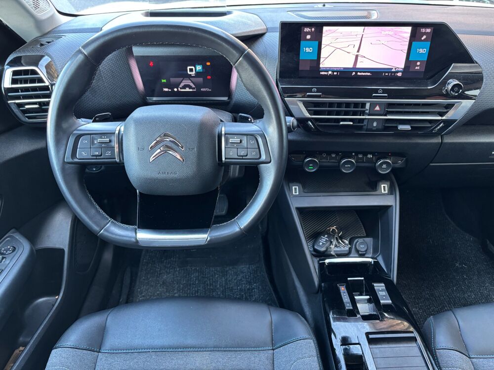 C4 1.5 BLUEHDI 130 CH C-SERIES EAT8 + OPTIONS 2022 occasion 64320 Idron