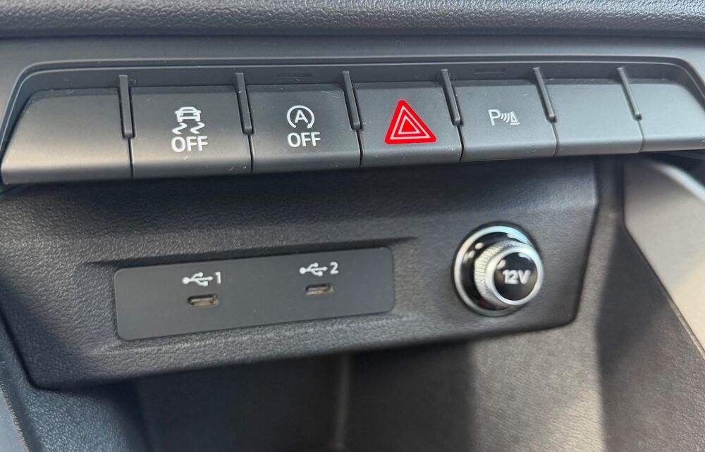 A1 II 30 TFSI 110 ADVANCED S TRONIC 7 + CAMERA + CARPLAY + ACCE 2023 occasion 97410 Saint-Pierre