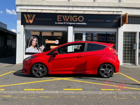 Fiesta 1.6 ECOBOOST 182Ch ST / KEYFREE / SONY / ROUGE RACING / SI&Egrave;G 2014 occasion 74600 Seynod