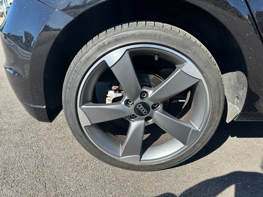A1 SPORTBACK 1.6 TDI 105Ch 2012 occasion 26000 Valence