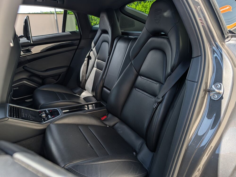 Panamera 2.9 E-HYBRID 462ch PLATINUM EDITION / BOSE / ECRAN ARRIERE / 2017 occasion 69420 Ampuis