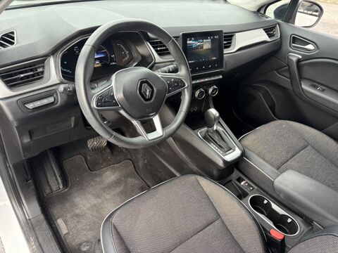 Captur 1.6 E-Tech full hybrid 145ch Techno / Entretien Constructeur 2022 occasion 64122 Urrugne