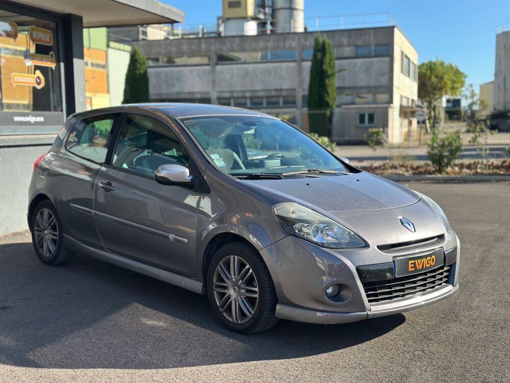 Clio 1.6 128 GT REVISION ET COURROIE OK 2010 occasion 26000 Valence