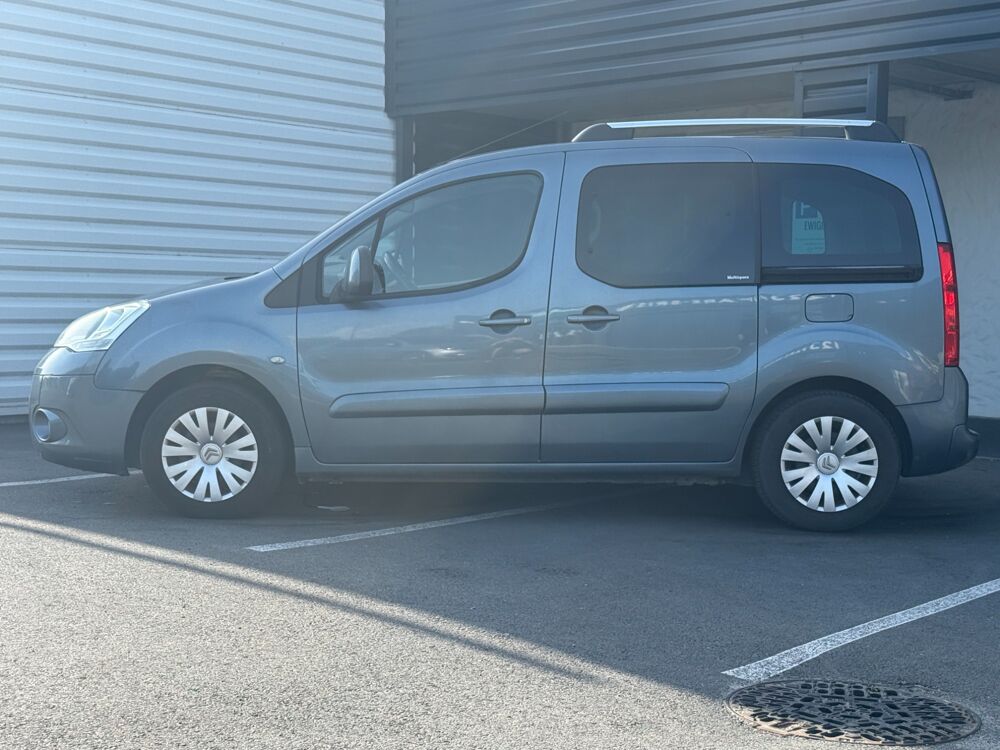 Berlingo COMBI MULTISPACE 1.6 HDI 90ch / ATTELAGE 2011 occasion 17100 Saintes