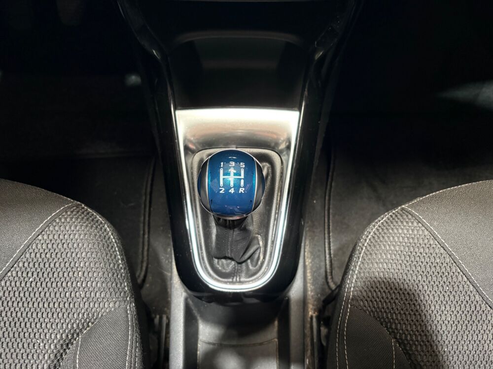 DS3 1.2 82 CH / COURROIE OK / RADARS ARR / BLUETOOTH / R&Eacute;GULATEU 2016 occasion 29000 Quimper
