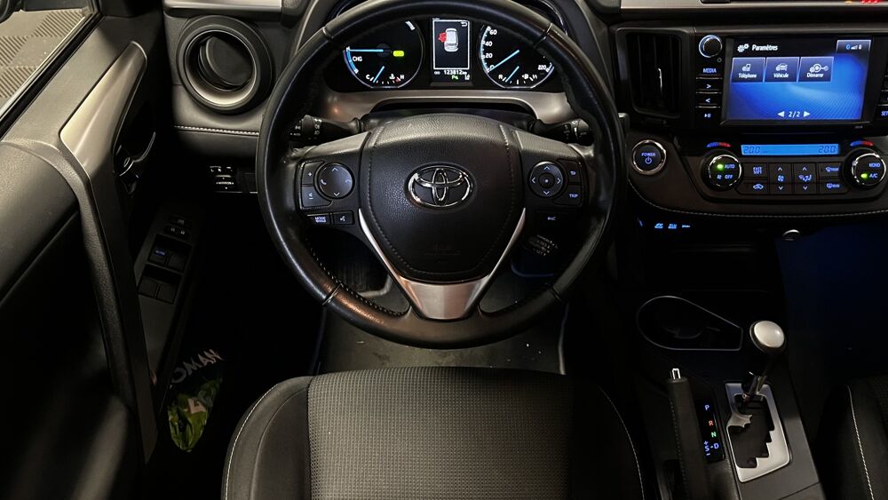 RAV 4 2.5 197H HYBRID FULL-HYBRID DESIGN 4X2 CVT BVA 2017 occasion 21850 Saint-Apollinaire