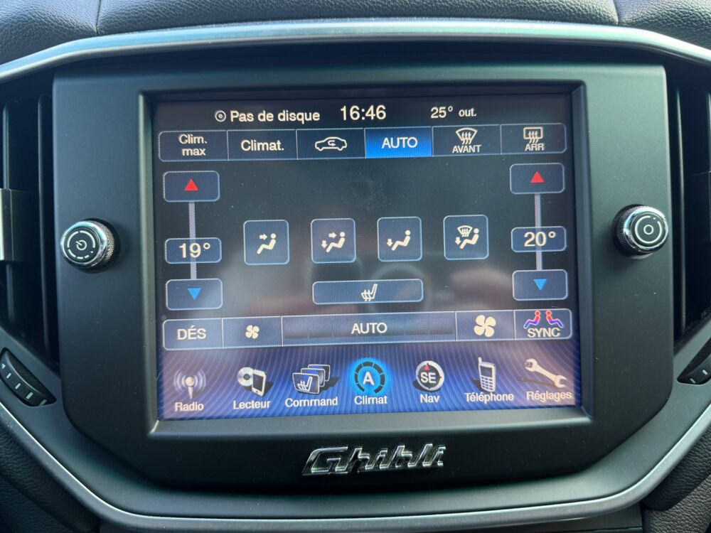 Ghibli 3.0 330Ch BVA START-STOP - SI&Egrave;GE CHAUFFANTS - CAM&Eacute;RA DE RECU 2015 occasion 27000 &Eacute;vreux