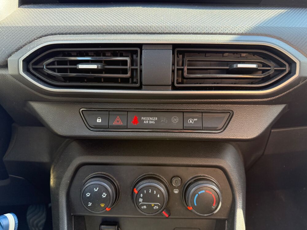 Sandero 1.0 SCE 65Ch ACCESS - REGULATEUR DE VITESSE - RADIO - CLIMA 2023 occasion 27000 &Eacute;vreux