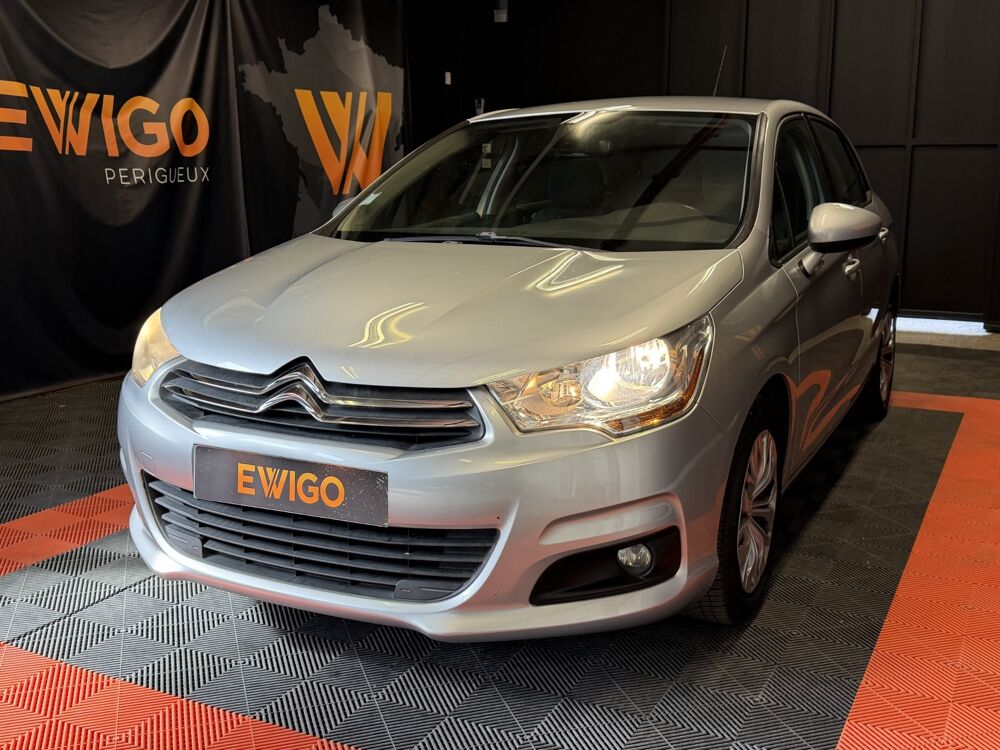 C4 1.6 HDI 110 Ch CONFORT BMP BVA RADAR DE RECUL/ GPS 2013 occasion 24750 Tr&eacute;lissac