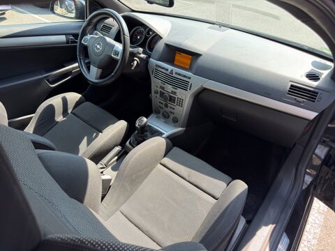 Astra H 2.0 T 200 ch COSMO 2007 occasion 64320 Idron