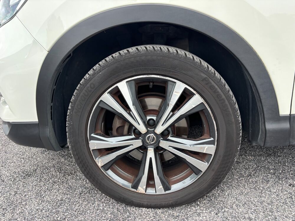 Qashqai GENERATION-II 1.2 DIG-T 115ch N-Connecta Pack Design 2018 occasion 64122 Urrugne