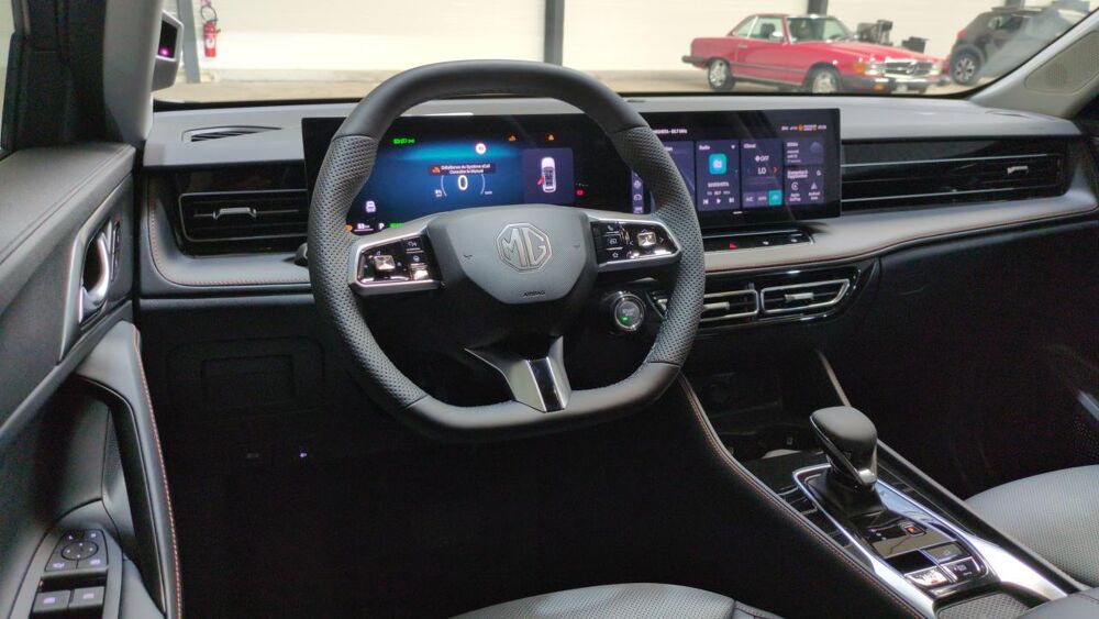 MG.EHS 1.5 HYBRID+ 224 CH BVA LUXURY 2026 occasion 13009 Marseille