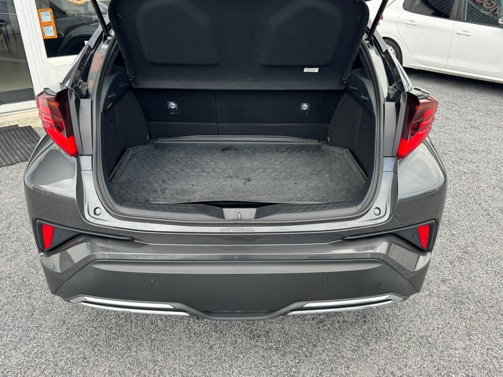 C-HR 2.0 HSD 184H 150 FULL-HYBRID 1.4KWH S&eacute;rie Sp&eacute;ciale TEAM DEUT 2022 occasion 64122 Urrugne