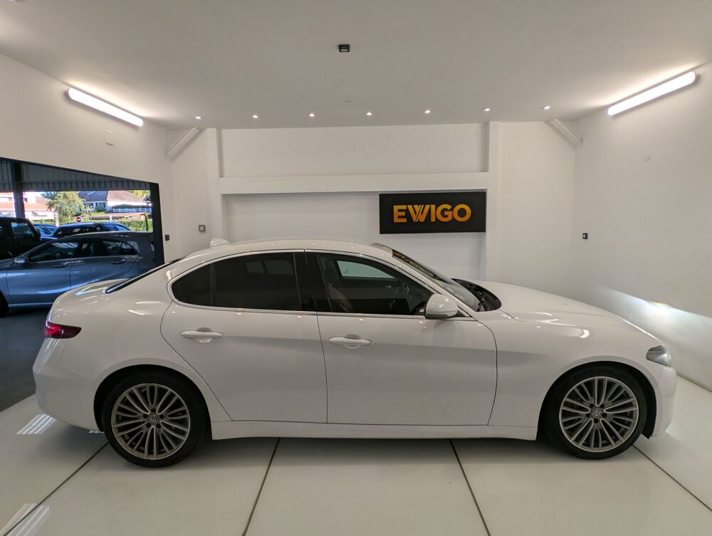 Giulia 2.2 JTDM 180ch LUSSO BVA 2017 occasion 90160 Bessoncourt