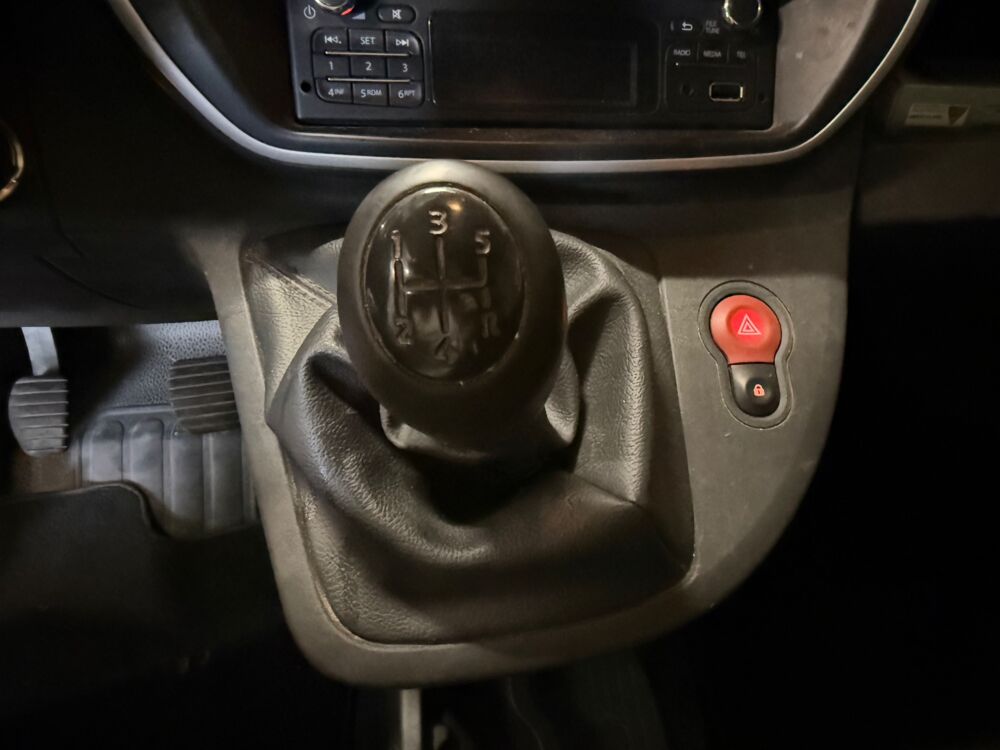 Kangoo Express 1.5 DCI 75ch CONFORT + CLIM + BLUETOOTH +R&Eacute;GULATEUR 2017 occasion 26100 Romans-sur-Is&egrave;re