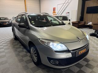 M&eacute;gane ESTATE 1.5 DCI 110ch BUSINESS REGULATEUR DE VITESSE/ TOM TO 2012 occasion 78125 Gazeran