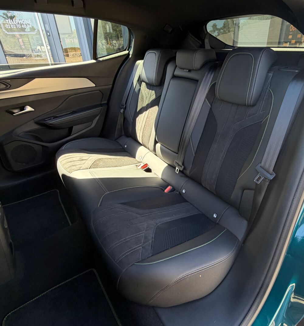 408 1.2 PURETECH 130 S&S GT EAT8 + CAMERA AV/AR/360&deg; + CARPLAY + 2024 occasion 97410 Saint-Pierre