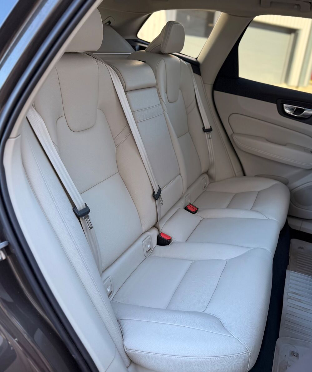 XC60 2.0 B5 D 249H 235ch MHEV HYBRID INSCRIPTION LUXE AWD GEARTRO 2020 occasion 25300 Pontarlier