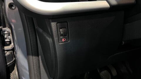 207 SW 1.4 VTI 95 ACTIVE - REGULATEUR DE VITESSE - CLIMATISATION 2011 occasion 33610 Cestas