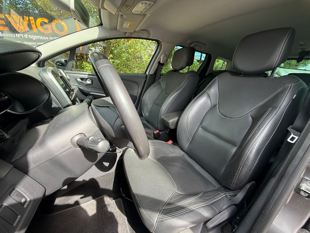 Clio 1.5 DCI ICONIC 90CH - CAMERA DE RECUL-SIEGES CHAUFFANT-CLIMA 2016 occasion 76150 Saint-Jean-du-Cardonnay