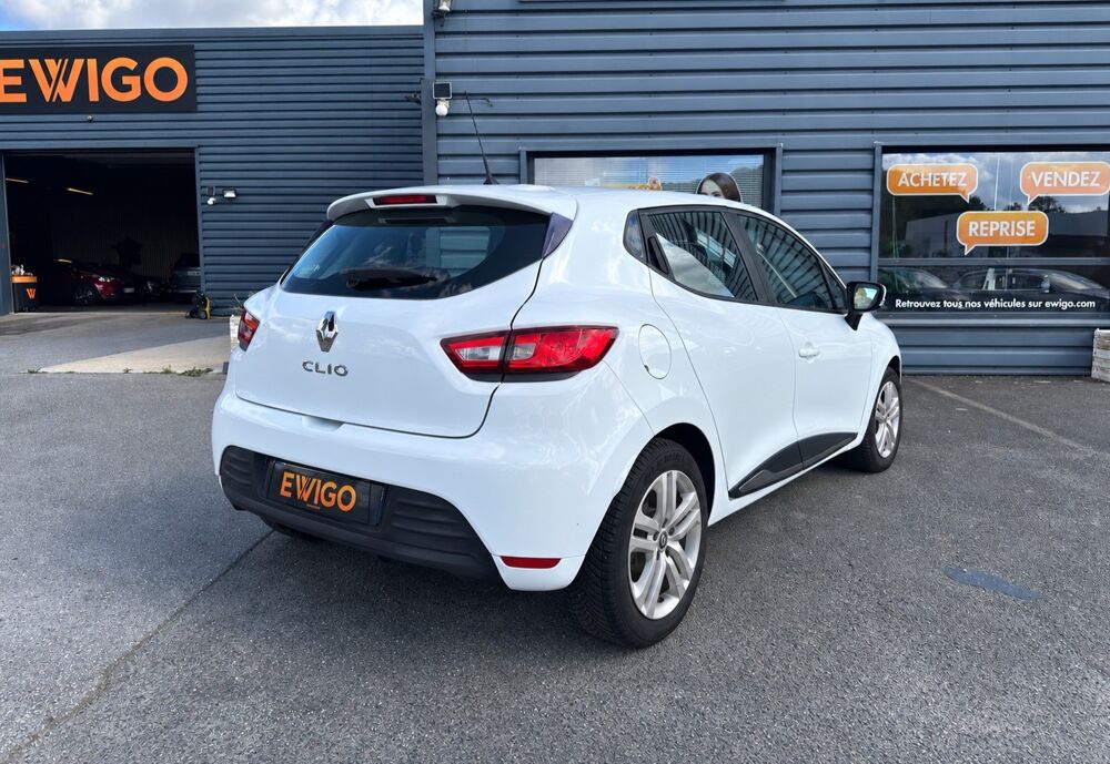 Clio 1.5 DCI 75 CH / BUSINESS / CLIM - GPS - BLUETOOTH - REGULATE 2017 occasion 44220 Cou&euml;ron