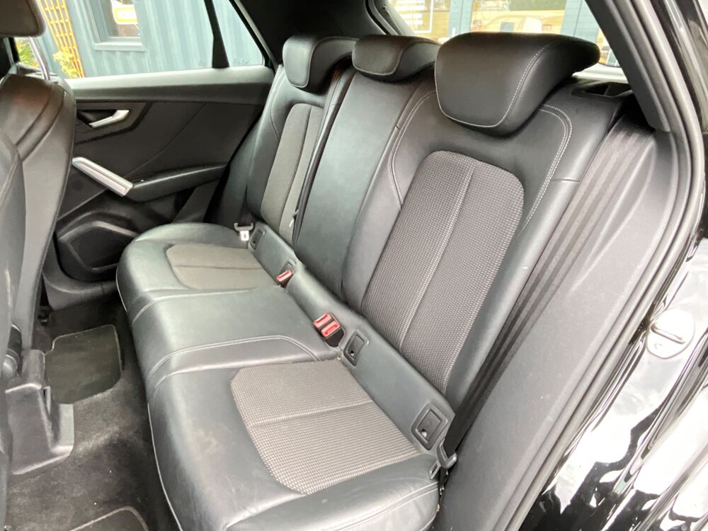 Q2 1.5 35 TFSI 150Ch S-LINE S-TRONIC BVA / CARPLAY / ENTRETIEN 2019 occasion 17000 La Rochelle