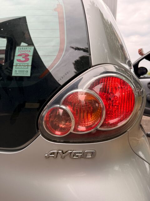 Aygo 1.0 VVTI 70CH - MOTEUR &Agrave; CHAINE - VERROUILLAGE CENTRALIS&Eacute; - 2010 occasion 76150 Saint-Jean-du-Cardonnay