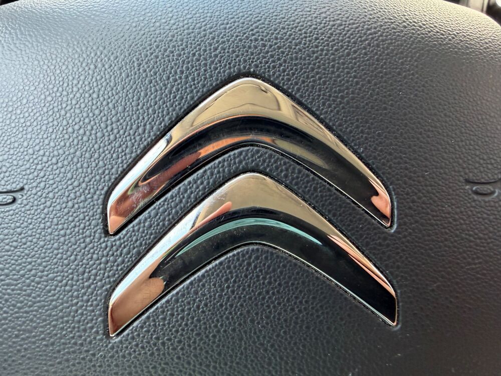 C3 Aircross 1.2L 110ch SHINE / COURROIE OK / APPLE CARPLAY / RADAR AR 2019 occasion 38420 Le Versoud