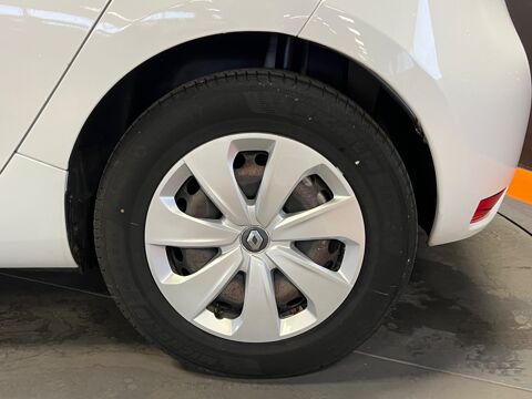 Zo&eacute; R135 E-TECH ZE 52KWH ACHAT-INTEGRAL EQUILIBRE BVA // APPLE C 2022 occasion 44300 Nantes