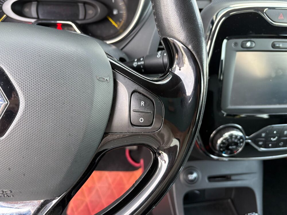 Captur 1.2 TCE 120 INTENS EDC BVA 2014 occasion 64122 Urrugne