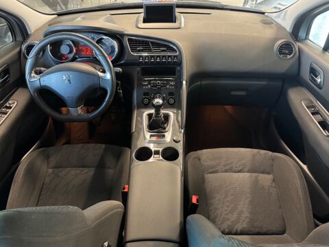 3008 GENERATION-I 1.6 HDI 116 Ch - DISTRIBUTION OK 2013 occasion 79000 Niort