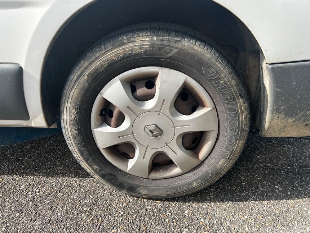 Trafic FOURGON 2.5 DCI 145 CH L2H1 EXTRA BVA / DISTRIBUTION FAITE 2010 occasion 47000 Agen