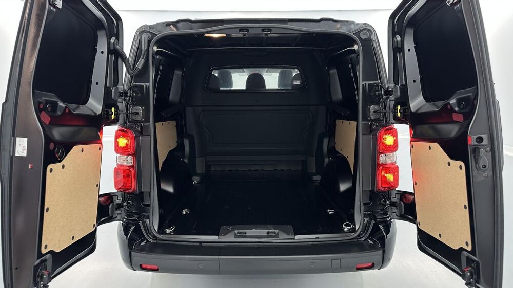 Expert CABINE APPROFONDIE XL 2L BLUEHDI 180CH EAT8 / APPLE CARPLAY 2025 occasion 38420 Le Versoud